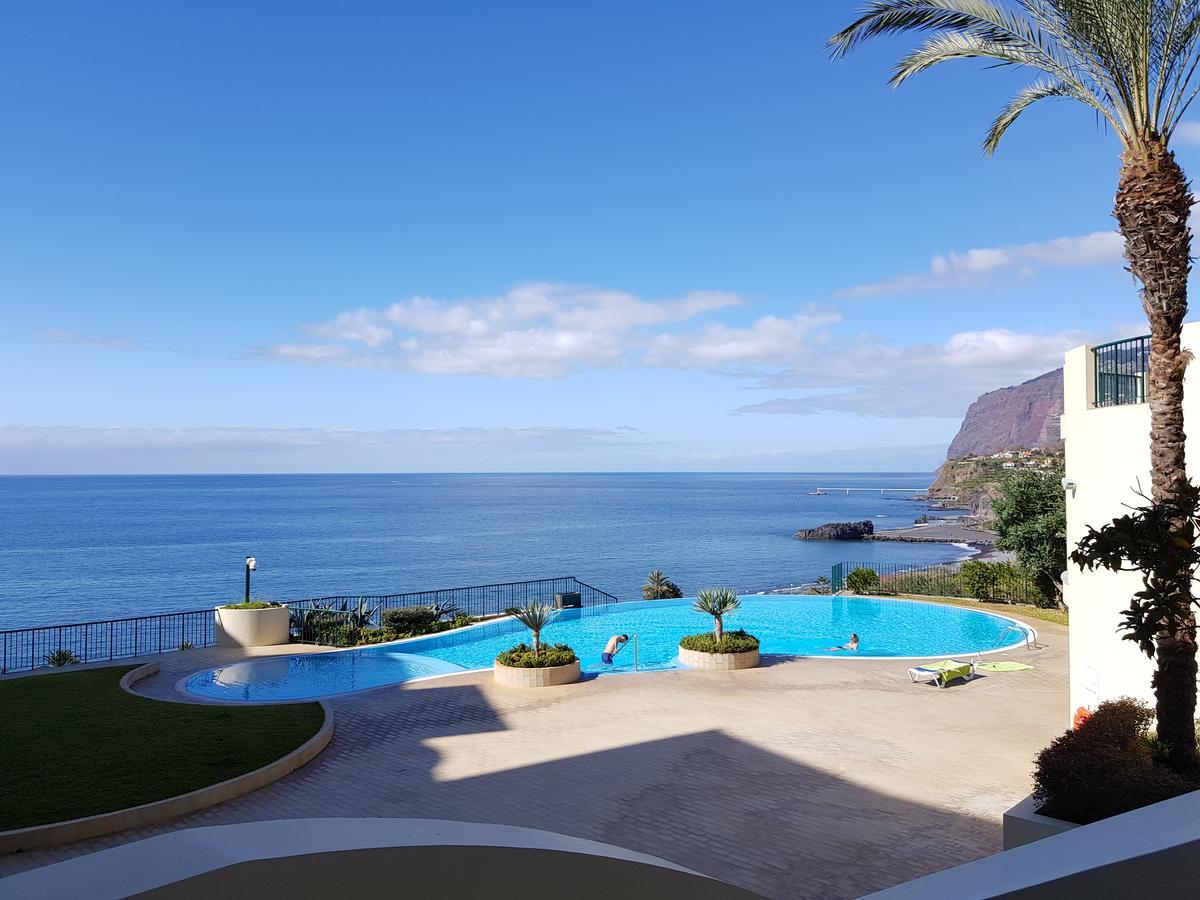 Atlantic Ocean View Apartment Фуншал Екстериор снимка